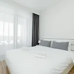 Apartman Elegance By Bookinghost