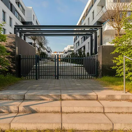 Elegance By Bookinghost Daire Szczecin