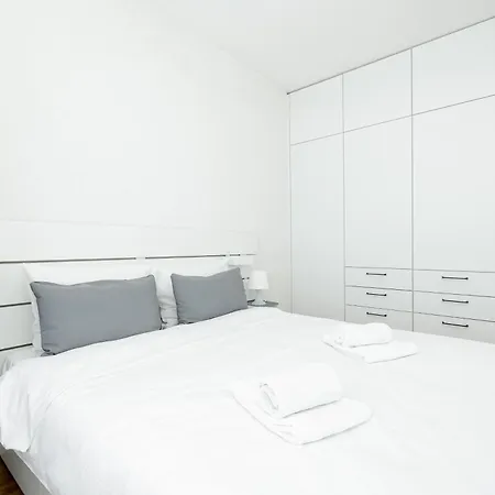 Daire Elegance By Bookinghost