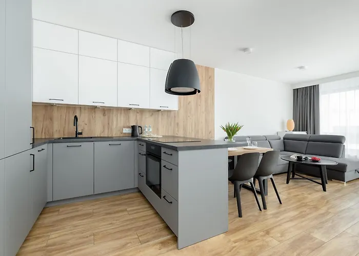 Elegance By Bookinghost * Szczecin